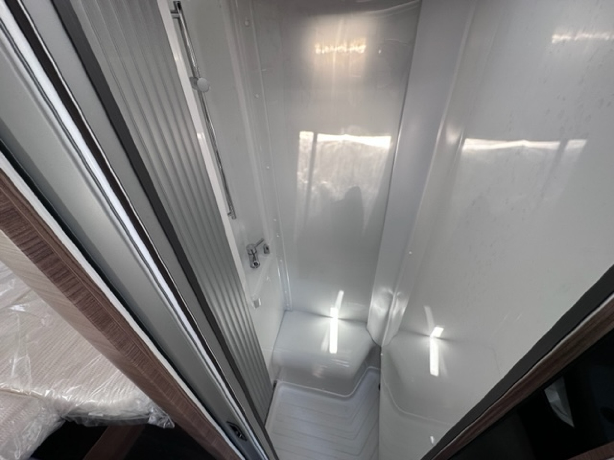 41300-07-2048.jpg