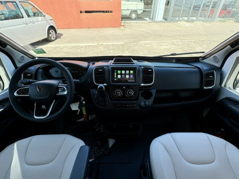 43976-05-2048.jpg