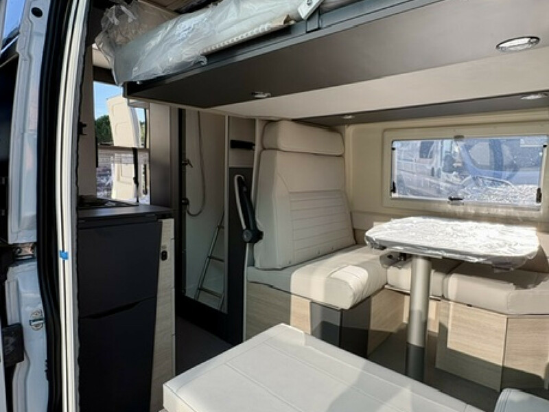 44039-16-2048.jpg